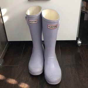 Shiny purple Hunter Rainboots